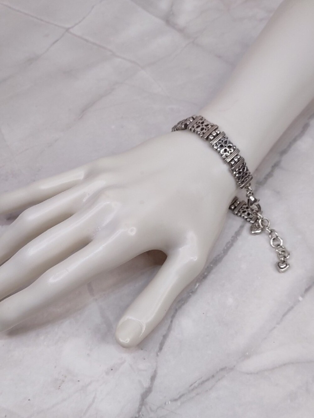 Brighton "Baroness" Bar Link Bracelet - Picture 2 of 4